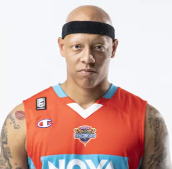 https://img.guangyida.net/img/basketball/player/bd0aa37a21d7ee93afdd96a955dec63c.png